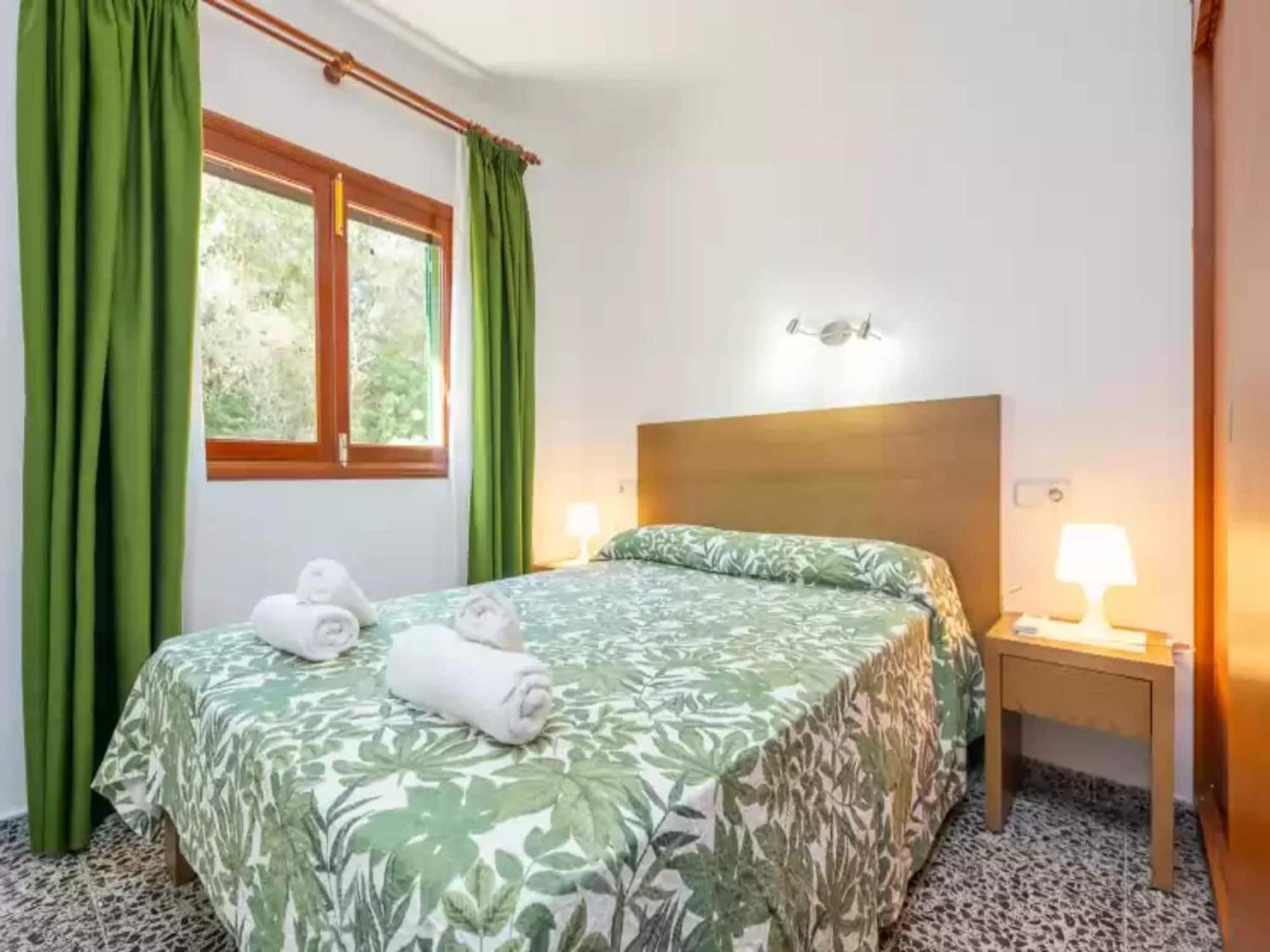 Villa Enchanting With Pool Near